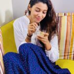 Priya Bhavani Shankar Instagram – பொங்கல் அதுவுமா diet இது சாப்டமாட்டேன்னுலாம் யார் மனசையும் கஷ்டப்படுத்த கூடாது☺️be kind always!  நம்மால் முடிந்தது! 🤷🏻‍♀️