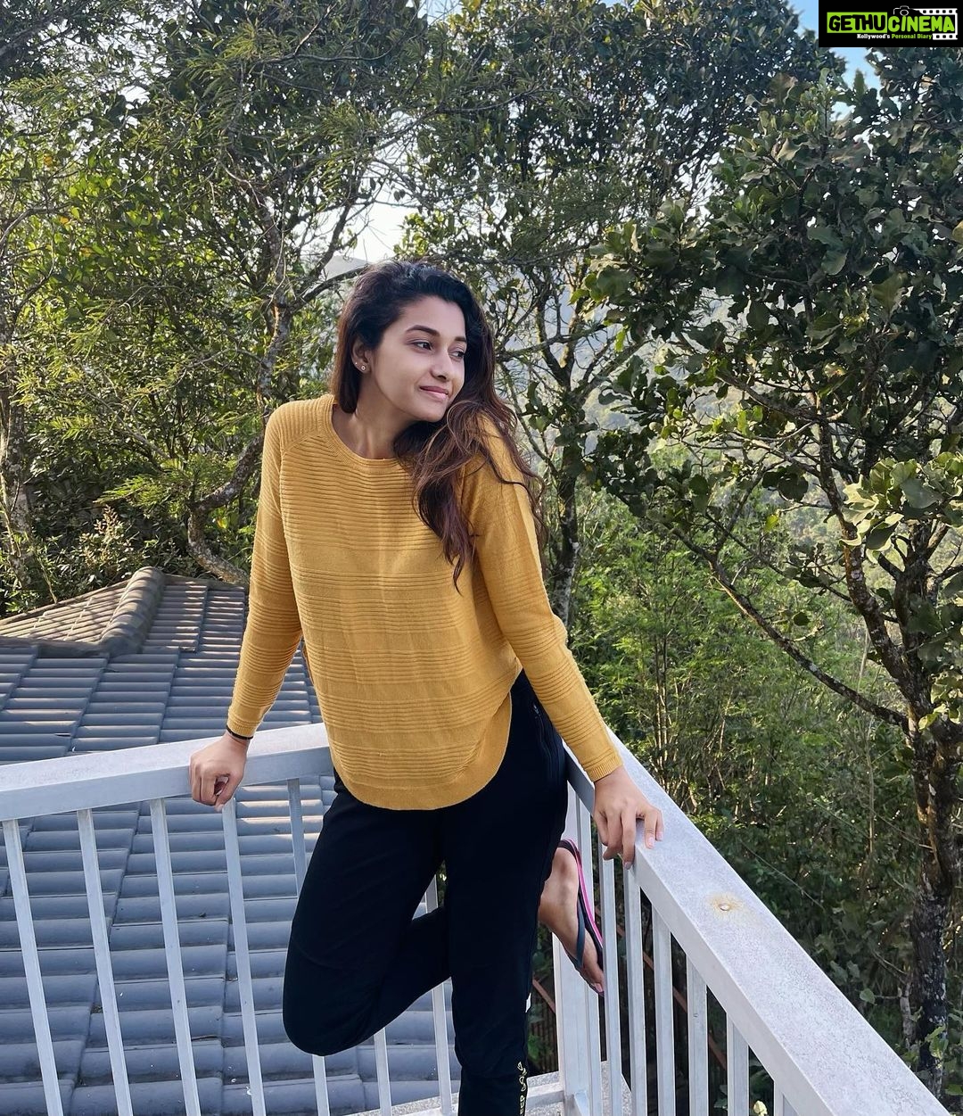 Priya Bhavani Shankar Instagram - We instinctively hit the roads at 1 ...