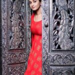 Priya Bhavani Shankar Instagram - We are elated as a team for the positiveness and love we are receiving for ‘MONSTER’ check your nearest screen for ‘THE’ monster. Wearing @tamarachennai ❤️ clicked by @kiransaphotography at @hamsa_chennai
