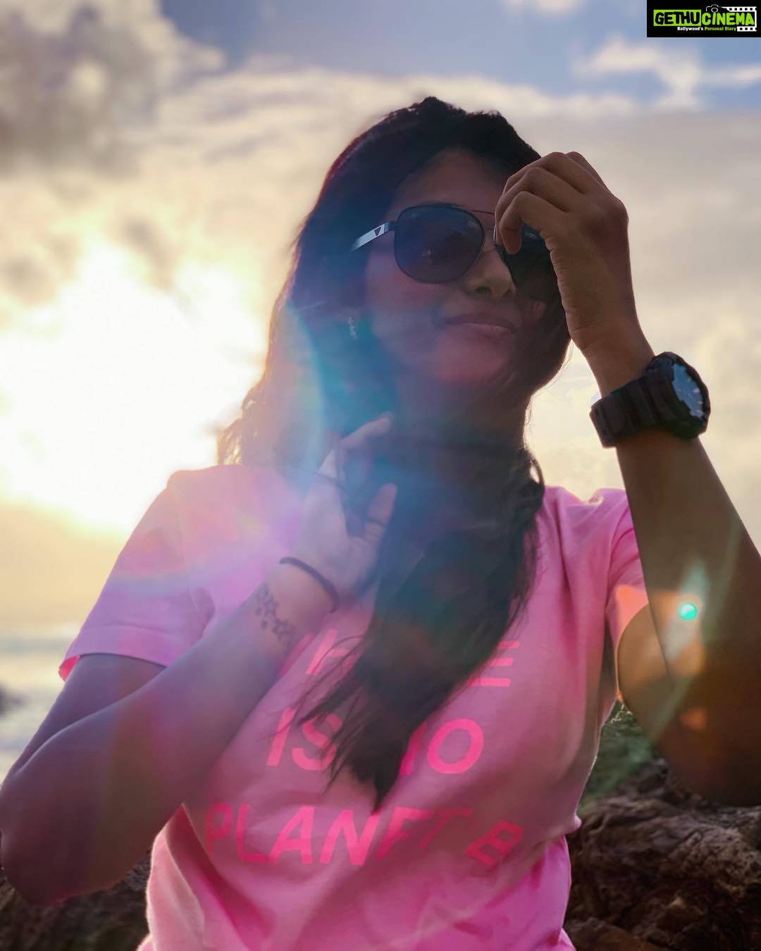Priya Bhavani Shankar Instagram - Dreaming in colors borrowed from the sky and the sea 😊