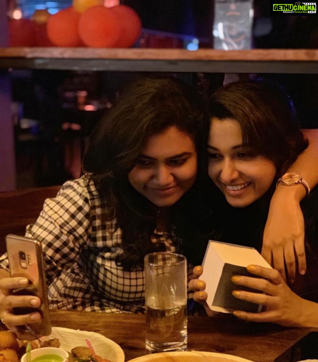 Priya Bhavani Shankar Instagram - Normal friend: as long as you’re happy I am ok! Best friend: he is a sick loser and doesn’t treat you the way you deserve and I don’t like him😀 @jayanthearivuselvam who else will strike my thoughts when I read this quote. Cheers partner 🤗 long live our 7 1/2 🤗