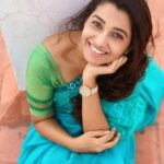 Priya Bhavani Shankar Instagram - Mid week crisis 🤷🏻‍♀️ be there for you 😊 this saree from @mabia_mb made with love has been waiting for a long time already 😀