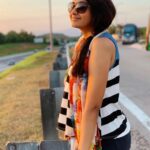 Priya Bhavani Shankar Instagram - Some hot days aren’t that draining! 🌞😎 never decode! Just let go in style 🤗 #sunnyday #tanIsOK #foodforsoul #love