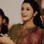 Priya Bhavani Shankar Instagram – A smile always starts from another smile😊 #loudersmile😀