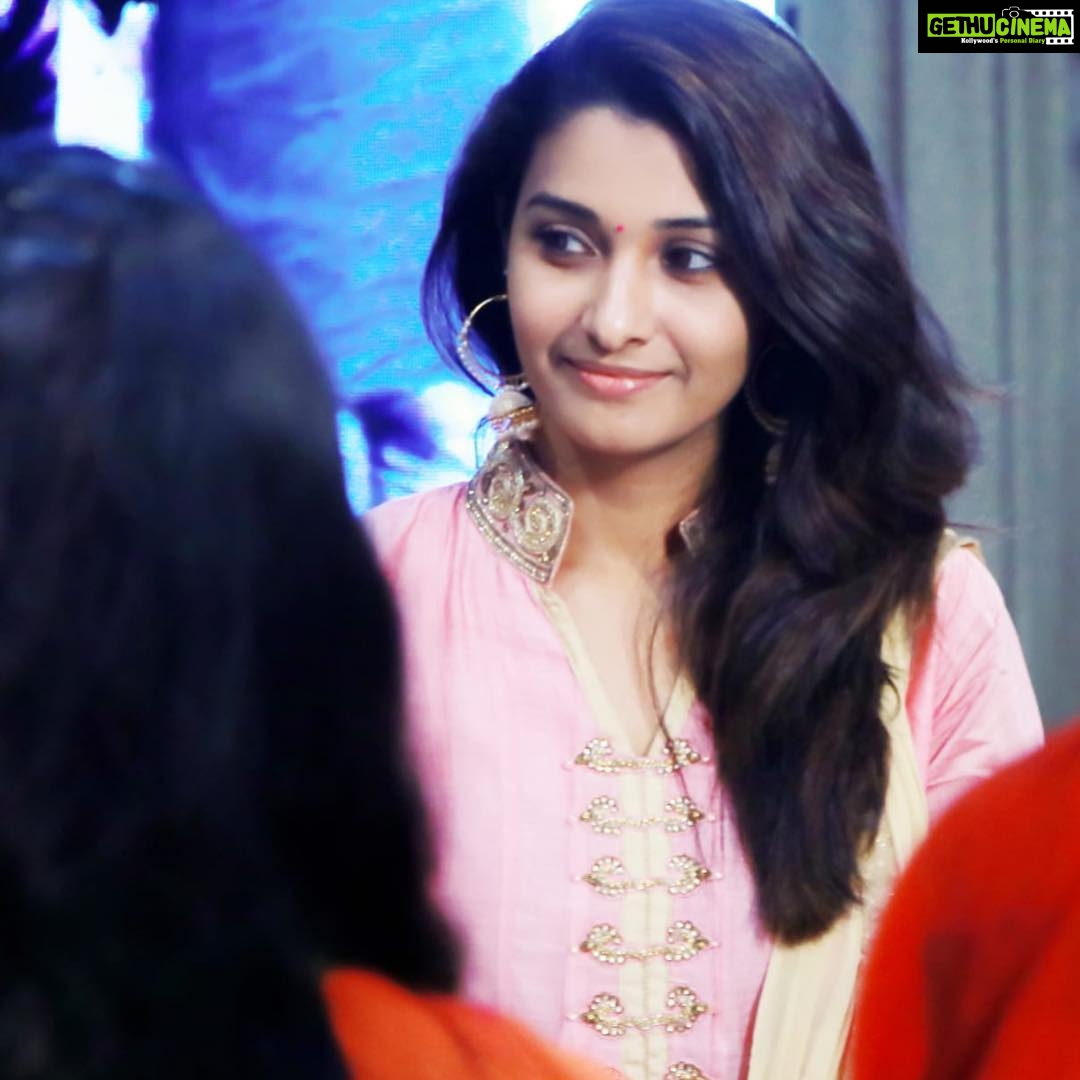 Priya Bhavani Shankar Instagram - PC @arunprasath_photography 😊