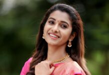 Priya Bhavani Shankar Instagram - அம்மாவுடைய fav matrimonial pose-டன் அனைவருக்கும் தீபாவளி வாழ்த்துகள் 🤗 This pure gold Arni pattu from @shadhan_creations is handwoven by the weavers from Arni and they sent across this handwoven beauty with so much love and light for this festival 😊 thanks guys❤️