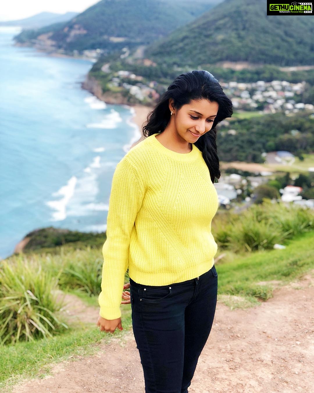 Priya Bhavani Shankar Instagram - Colors ❤️