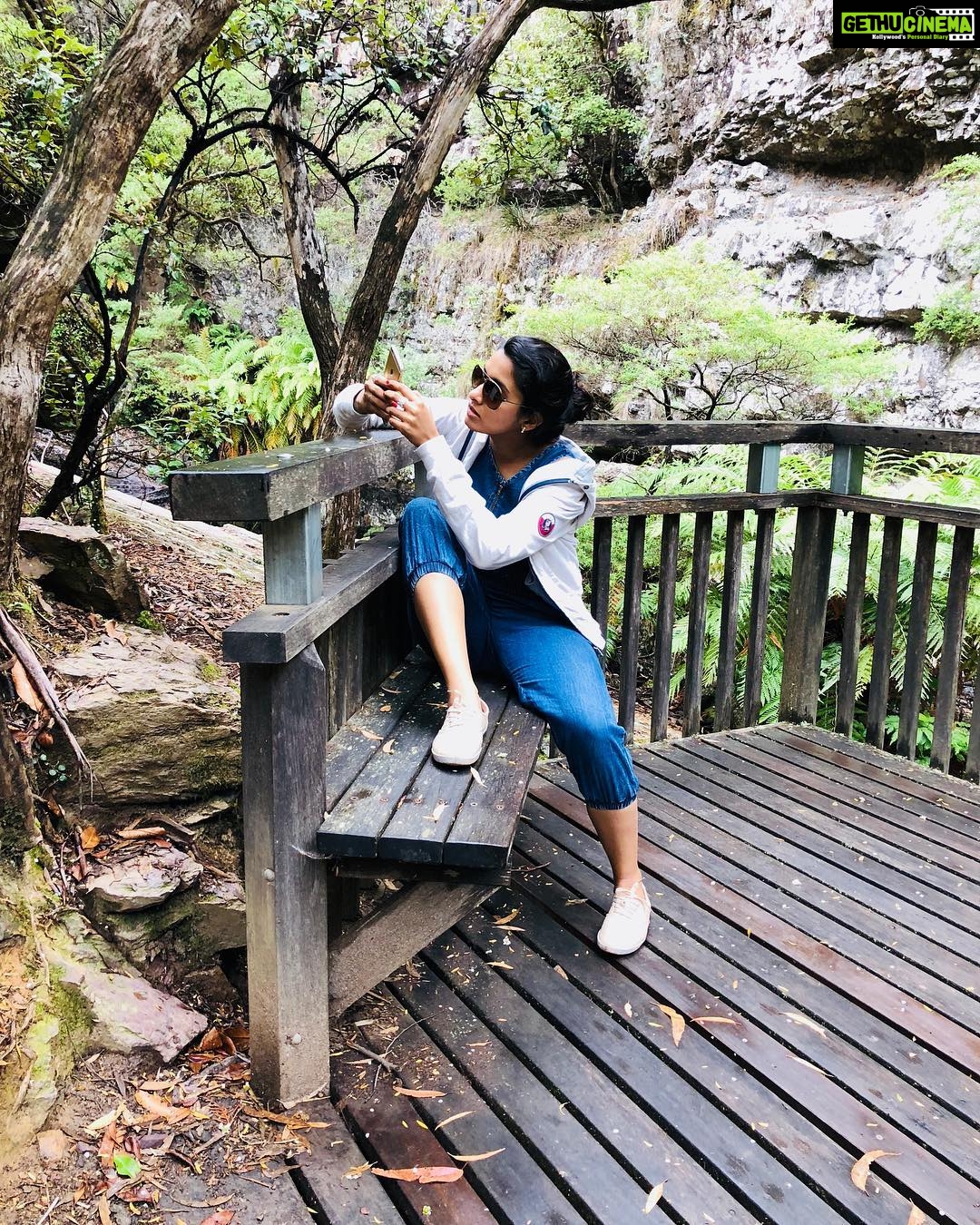 Priya Bhavani Shankar Instagram - That adrenaline rush when suddenly your mobile receives some network 🤨