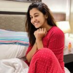 Priya Bhavani Shankar Instagram – Thank you guys for showering me with all the love wishes and craziness. Overwhelming it is ❤️ let’s all have a great NewYear eve and say goodbye to 2021. Cheeeers 🙌🏼🤗 Udaipur – The City of Lakes