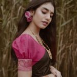 Priya Varrier Instagram - “If chaos is a work of art,my heart is a masterpiece.”~🌺 Stylist : @asaniya_nazrin Photography : @manekha_ Makeup And Hair : @unnips Shoot Coordination : @asaniya_nazrin Jewellery : @francisalukkas Saree : @mloft_by_joeljacobmathew Bts: @_harikumar._ Photography Team : @aghoriya