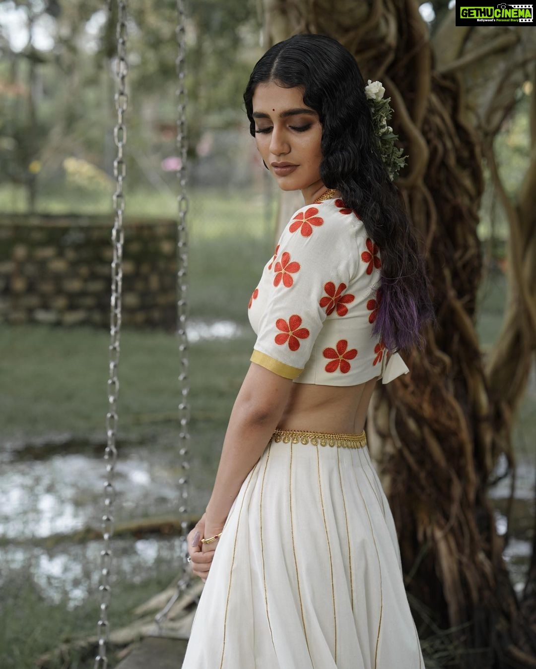 Priya Varrier Instagram - 🌺 Stylist : @asaniya_nazrin Photography : @jeesjohnphotography MUAH : @samson_lei Outfit : @poornimaindrajith Jewellery : @francisalukkas Location : @kondai_lip_resort Costume assistant : @ashwathy_sethunath