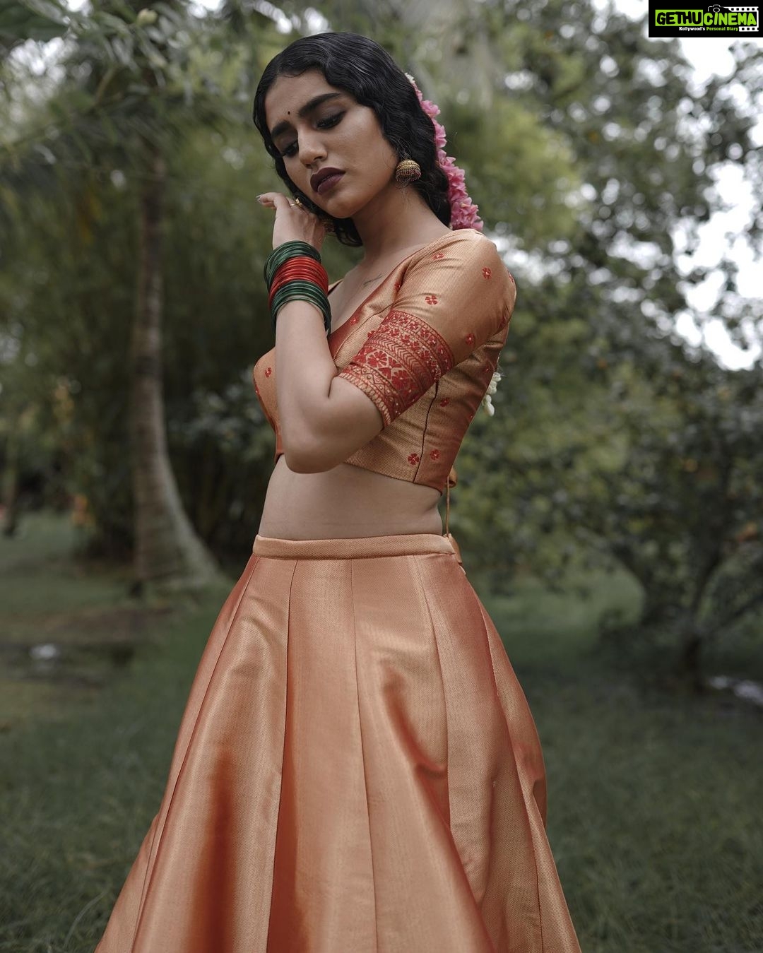 Priya Varrier Instagram - 🍂