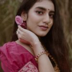Priya Varrier Instagram – 🌷