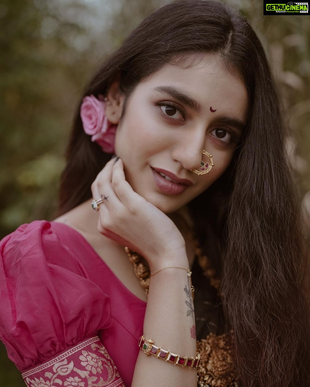 Priya Varrier Instagram - 🌷