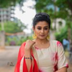 Priyamani Instagram - Be strong but not rude Be kind but not weak Be humble not timid Be proud but not arrogant Outfit : @rivaajclothing Managed by : @viralmantra Earrings: @kultureposh Styling: @mehekshetty ❤️❤️❤️ Pictures : @v_capturesphotography Makeup: @pradeep_makeup Hairstylist: @shobhahawale Personal assistant: @kakarla.p #etv #dheekingsvsqueens #loveyourself #lovemyjob