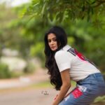 Priyamani Instagram – I am not here to fit in with the world …. I am here to make my own 😎
Tshirt : @onlyindia 
Jeans : @urbanic_official 
Styling: @mehekshetty 👼👼👼❤️❤️❤️
Pictures: @v_capturesphotography 
Makeup: @pradeep_makeup 
Hairstylist: @shobhahawale 
Personal assistant : @kakarla.p 
#etv #dheekingsvsqueens 👸🏻🤴 #lovemyjob