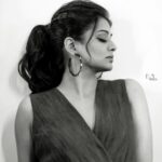 Priyamani Instagram - Fashion is what you buy ….. Style is what you make ….❤️❤️❤️❤️ Jumpsuit : @pozruh Styling : @mehekshetty ❤️❤️ 📸: @v_capturesphotography MUH : @pradeep_makeup @shobhahawale Personal assistant : @kakarla.p #etv #dhee14dancingicon #lovemylife #judge