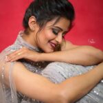 Priyamani Instagram - A beautiful appearance will last a few decades but a beautiful personality will last a lifetime …❤️❤️❤️ Outfit : @megha_and_jigar Managed by : @gideonalliance Styled by : @mehekshetty ❤️❤️ Pictures : @v_capturesphotography ❤️❤️ MUH : @pradeep_makeup @shobhahawale Personal assistant : @kakarla.p #etv #dheekingsvsqueens #grandfinale #dontmissthis #loveyourself #lovemyjob