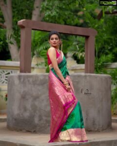 Priyamani Instagram - May the beauty and festivity of Diwali fill your home with happiness and joy 🪔🪔🪔 happy Diwali everyone Saree : @sacredweaves PR agency : @elysianhues Jewellery : @nacjewellers @stylorisilver Juthi : @kala.india PR : @vblitzcommunications Styling : @mehekshetty ❤️❤️ Pictures : @v_capturesphotography HMU : @pradeep_makeup @shobhahawale Personal assistant : @kakarla.p #etv #happydiwali🎉 #dontmissout‼️ #