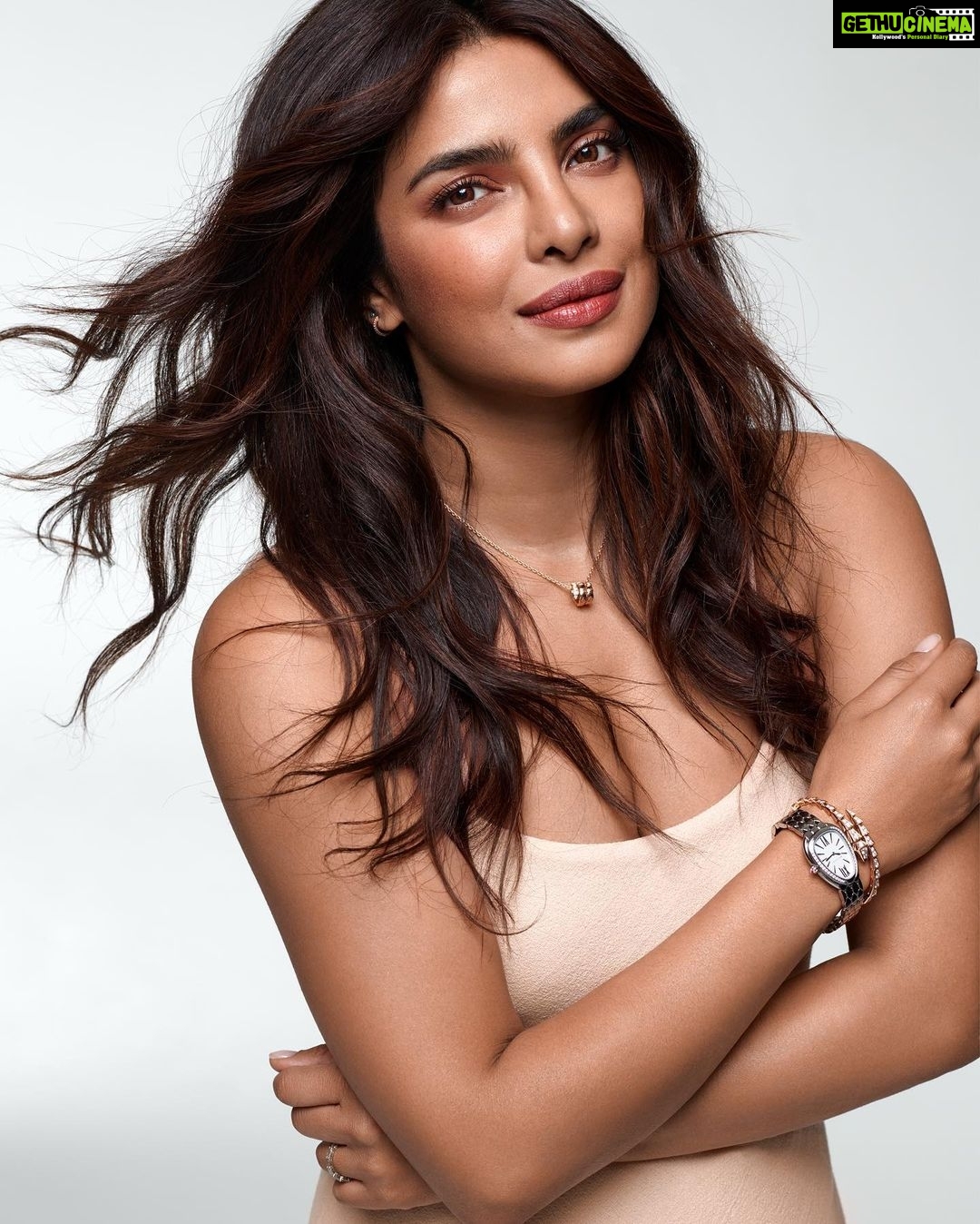 Priyanka Chopra Instagram - Priyanka's wish list. To celebrate the festive season, @bulgari and Bulgari Global Ambassador @priyankachopra collaborate to create Priyanka's wish list. Filled with iconic creations from the Maison, find unique gifts for the people you love amongst her Bulgari picks. @priyankachopra's holiday season wish list features Serpenti Viper necklace, Serpenti Viper bracelets, Serpenti Viper rings, Serpenti Seduttori watch, and Serpenti Forever Crossbody bag. #Bulgari #BulgariJewelry #BulgariWatches #BulgariAccessories #Serpenti #SerpentiViper #HolidaySeason #MoreThanAWish