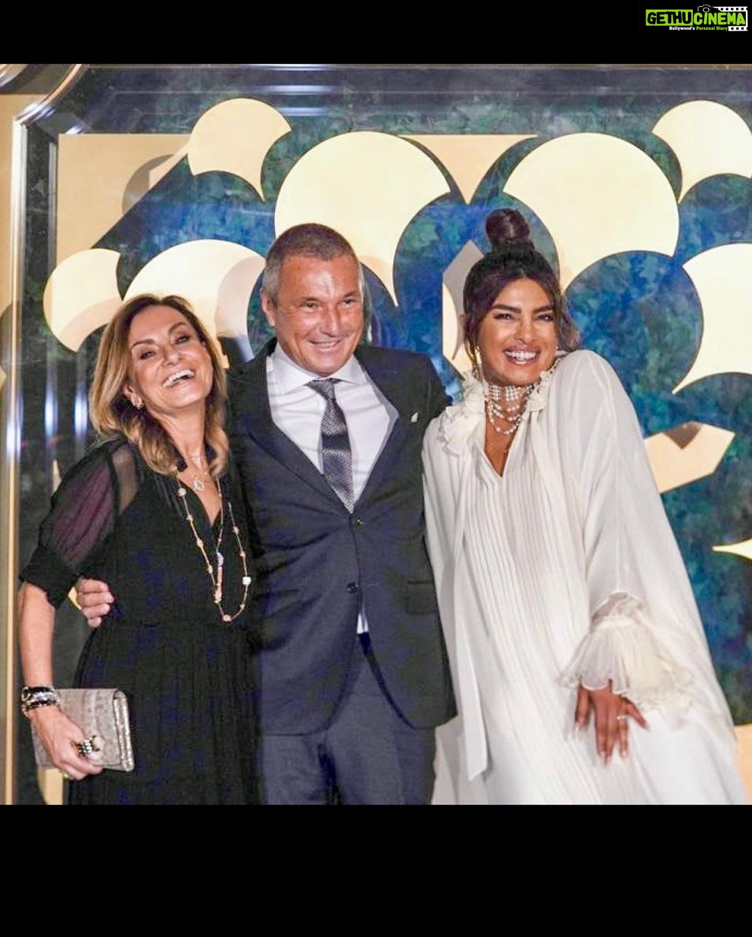 Priyanka Chopra Instagram - So much love for my @bulgari family and congratulations to Her Highness Sheikha Fatima Bint Hazza Al Nahyan, @jc.babin, @lucia_silvestri and the entire team on the launch of the beautiful Jannah collection. Outfit: @harithand Style: @luxurylaw Jewellery: Jannah collection created by Her Highness X @lucia_silvestri, creative director at Bulgari. Make up: @massimoserini.official Hair: @rafifazaa Bvlgari Resort Dubai