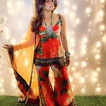Priyanka Chopra Instagram - What makes Lilly SINGH the perfect host and dost? She’s a fellow PUNJABI 😜 What an epic end to this year’s Diwali celebrations! Thank you @lilly for such an amazing evening! ♥️ Makeup: @missjobaker Hair: @bridgetbragerhair Outfit: @sabyasachiofficial Styling: @stylebyami Los Angeles, California