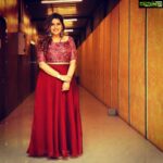 Priyanka Deshpande Instagram - Be a Flamingo in a Flock of Pigeons❤️‍🔥 . . PC: @vishnukanth_gk ❤️ Outfit: @swaadh ❤️ Hairstylist: @krishna_hairstylist ❤️