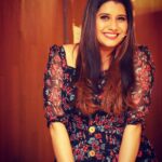Priyanka Deshpande Instagram - Wherever life plants you, bloom with grace🌸 . . . Outfit: @swaadh 🌸 📸: @vishnukanth_gk 🌸