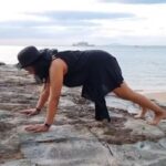 Punnagai Poo Gheetha Instagram - Push up after a long time.. Sudah karat sikit lor. Oh gaaddd 🤦‍♀️ #pushUp #teruk 🤣 #Beach #islandgirl #islandlife