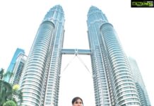 Punnagai Poo Gheetha Instagram - Sutentireh kaatrei swasikiren.. Thai naadeh unnai mugemudiyindre swasikeh asai padugiren. Lov u #Malaysia 🇲🇾 ❤️ I pray & hope that you will heal soon. Selamat Hari Merdeka 64 #Throwback #KLCC #IndependenceDay Pls dun ask whr's my mask.. pic taken before Covid 😷