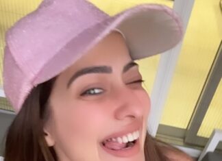 Raai Laxmi Instagram - Just to say it’s none of ur business 😀😉🥰 #todaysworld #everybody #lovestoknow #nofilter #reels #reelkarofeelkaro #reelitfeelit #reelsinstagram #trending #relationshipgoals #funnyvideos #justforfun #muchlove ❤️