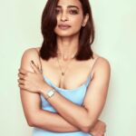 Radhika Apte Instagram - @danielwellington 💙 with @who_wore_what_when @kritikagill 🌸