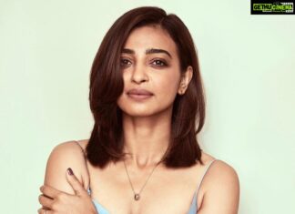 Radhika Apte Instagram - @danielwellington 💙 with @who_wore_what_when @kritikagill 🌸