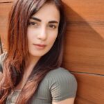 Radhika Madan Instagram - 🧩