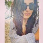 Radhika Madan Instagram - This mindless selfie clicked while walking on the beach reminded me of how simple pleasures in life were taken for granted. #quartinelife #stayhome #staysafe❤️