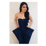 Radhika Madan Instagram - Tonight for Filmfare glamour and style awards. Hair @hairbymegha Make Up @natashamathiasmakeup Gown @neeturohra_india Styled by @who_wore_what_when