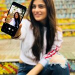 Radhika Madan Instagram - Regular portraits made fun with the new #GalaxyOn8, which has effects like Portrait Backdrop, Portrait Dolly & Background Blur Shape on its Dual Rear Camera. #AlwaysOn with @samsungindia #dualrearcamera