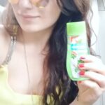 Radhika Madan Instagram - @everyuthnaturals Tulsi Turmeric Face Wash helps me arrive at work with clear and fresh skin every day! A bottle of Tulsi-Turmeric goodness to keep me #HappyHarDin!