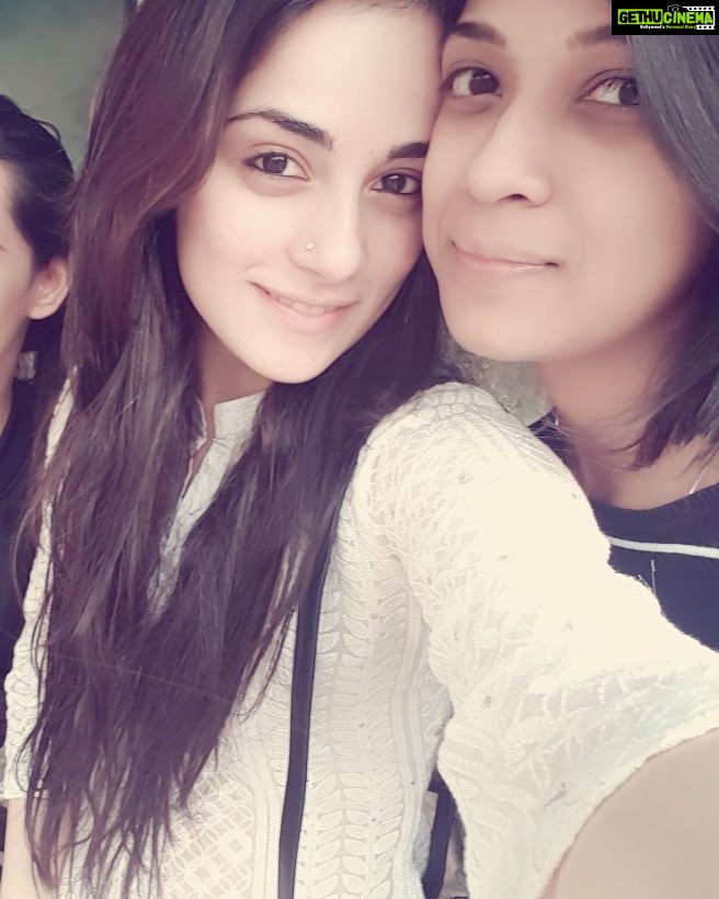 Radhika Madan Instagram - Hello dreamer! I wish you all the best for your journey ahead! Very few people get the opportunity to live their life doing what they love..you are one of them..cherish it! Make ur dreams come true! Be strong! Me and moo are always with you..! Love you attiii!!😘😘 @aditikhorana