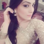 Radhika Madan Instagram - Mujhe guroor khud pr nahi apne sapno pr hai . . . agar apneaap pr hota..toh kab ka khud ko kho deti . . .