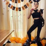 Raiza Wilson Instagram - 2020 is just one big Halloween 🎃🖤 #halloween2020