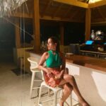 Raiza Wilson Instagram – Ideal 😍
#sunsetbar at the @kurumba_maldives 

Outfit: @s9resortwear
Styling: @stylekarma.bynupur
Assisted by: @styledbysakshizeal Kurumba Maldives