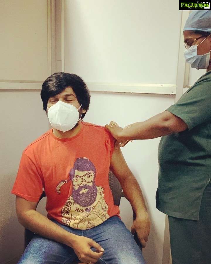 Rakshan - 200.8K Likes - Let's fight this pandemic with vaccination.. Pls vaccinate and be safe 🙏🏼❤️