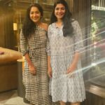Ramya Subramanian Instagram - Little Dress up 💄 Little Bonding 🍽 Little Skill training 🥊 Little Challenges 💪🏻 The week that went by sure looks good 😊♥️👆🏻. #ThankfulAndGrateful #HappyGirlsAreThePrettiest