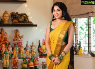 Ramya Subramanian Instagram - Mallipoo 🌼 📸 - @george_ferna_photography 💄 💇🏻‍♀️ - @reenapaiva Blouse - @yuti_designer_blouse #navarathriseries2021
