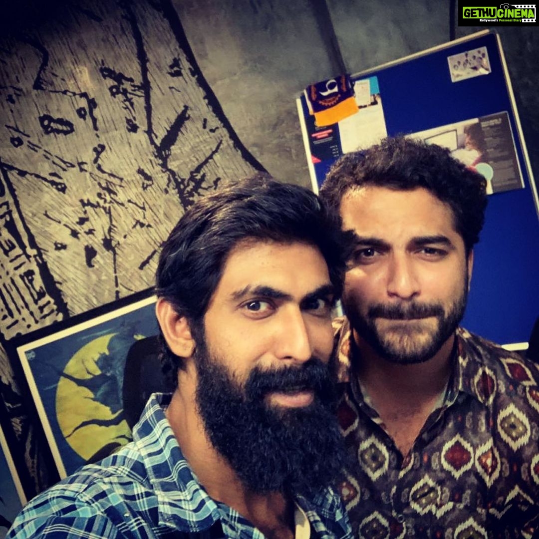 Rana Daggubati Instagram - Day ends with the #falaknumadas boys!! Such cool raw talent 😎😎👏 to many many more @vishwaksens 👍 Banjara Hills