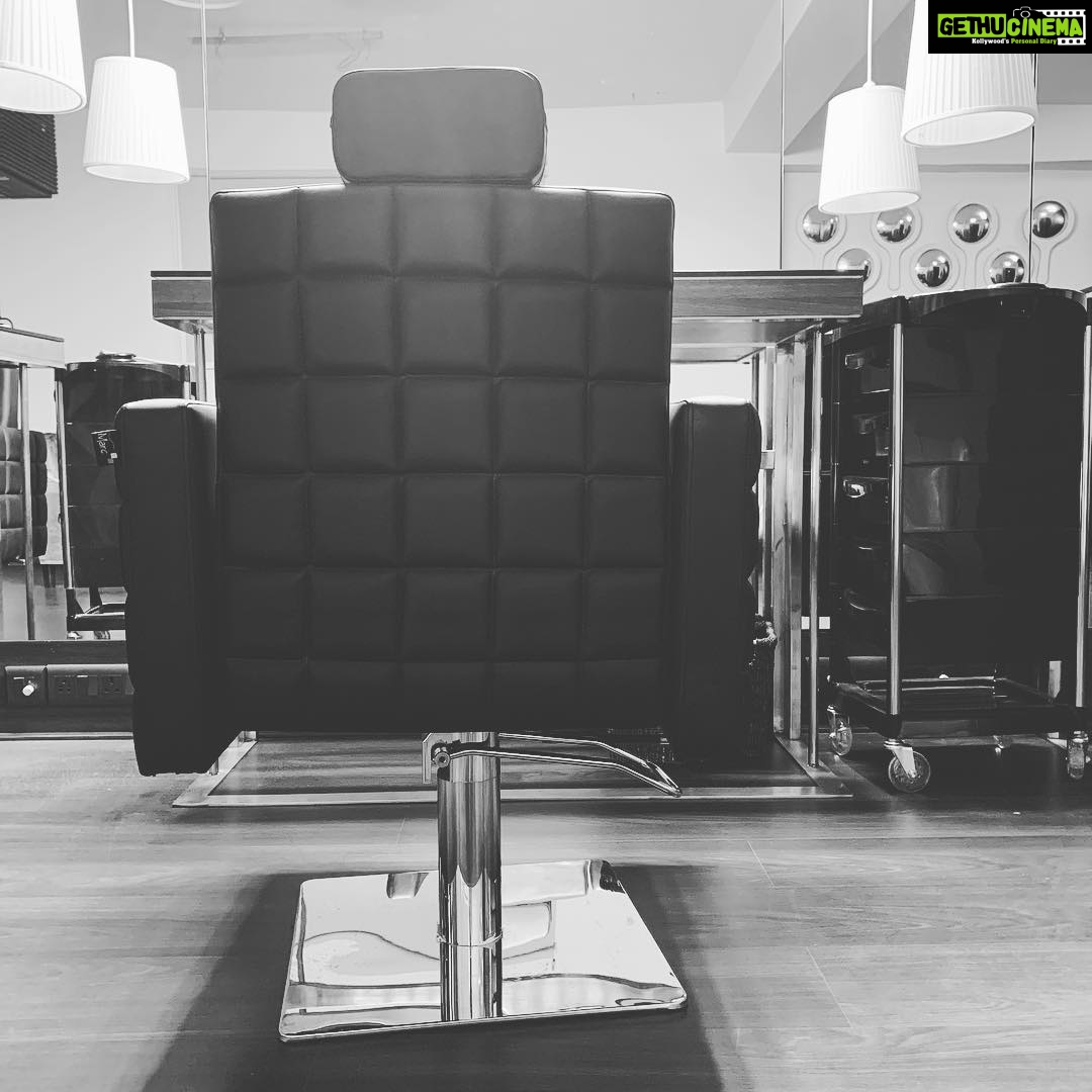 Rana Daggubati Instagram - Behind the desk #lifestyle Ramanaidu Studios