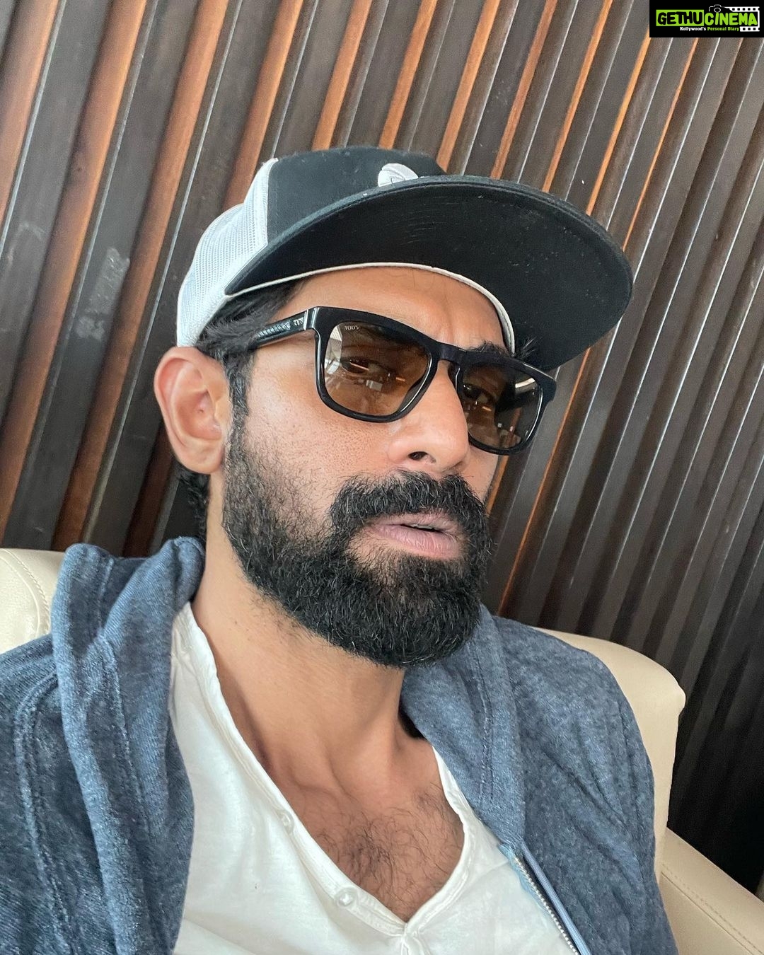 Rana Daggubati Instagram - No sleep November!! 😅 Kempegowda International Airport Waiting Area