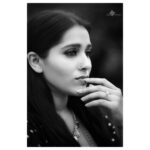 Rashmi Gautam Instagram - #challengeaccepted @itsme_anasuya sorry for the delayed post wanted one with the nose ring #samepinch😉 #beyourself #govegan🌱 📸 @sravanphotographyoffical
