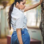 Rashmi Gautam Instagram - #moody #rashmigautam #lifeismagical #denims #bluenwhite